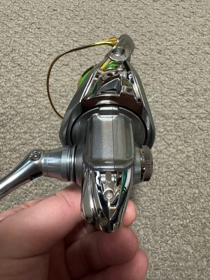 シマノ　15ツインパワー2500SHG