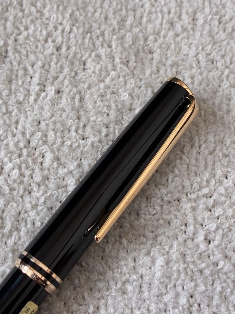 ◾️美品◾️モンブラン クラシック◾️ツイスト式ボールペン◾️新品リフィル装着◾️