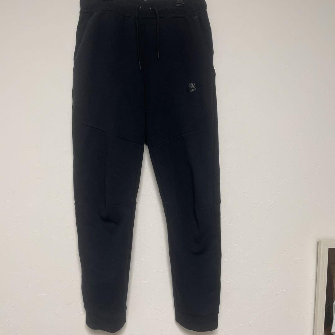 NIKE テックフリース