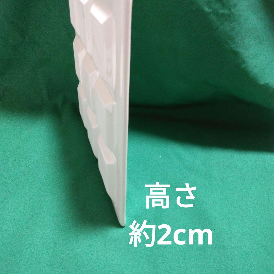 レトロ 9つの区画に分かれ白い色仕切り皿10枚ワンプレートで活躍