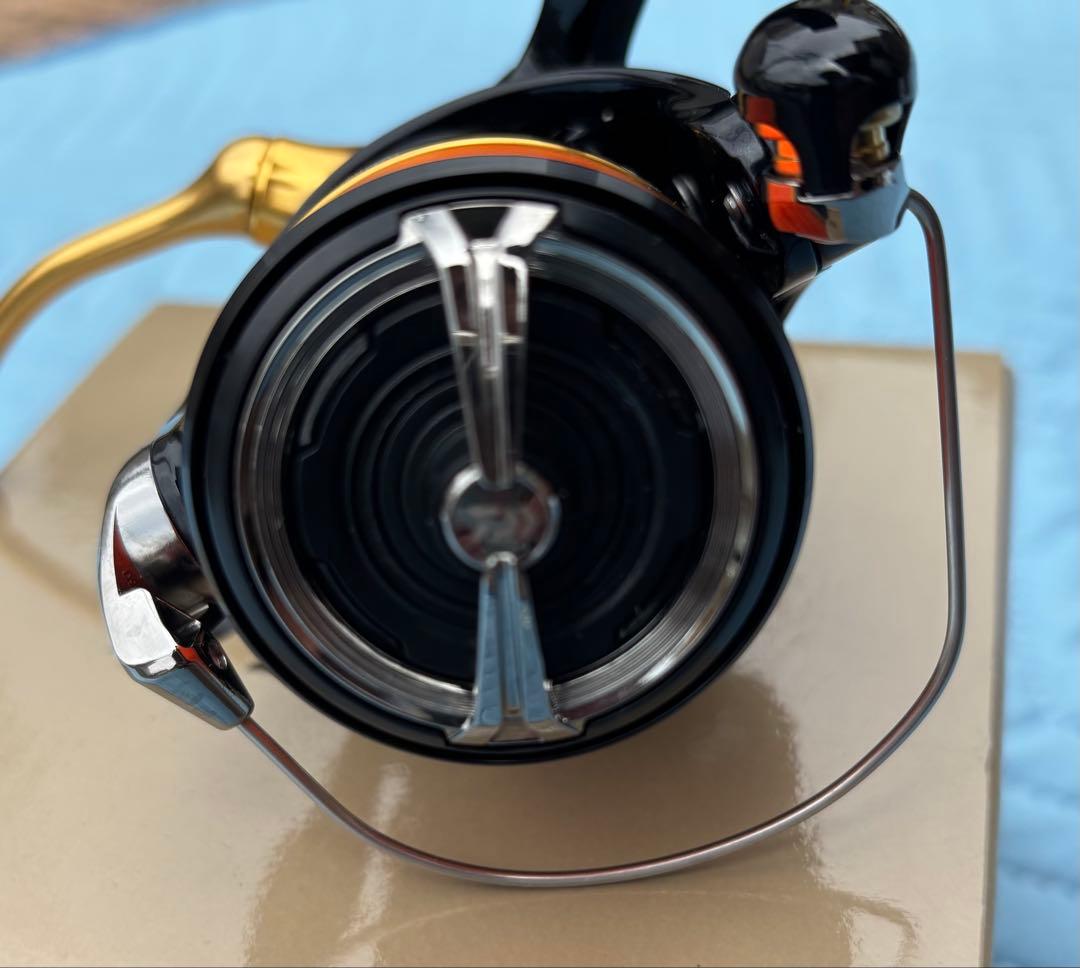 ダイワ DAIWA LEGALIS LT2500D スピニングリール +ライン