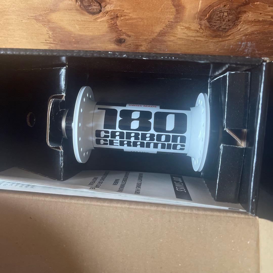 未使用 DT SWISS カーボンセラミックハブ 28H ロード シマノ11S