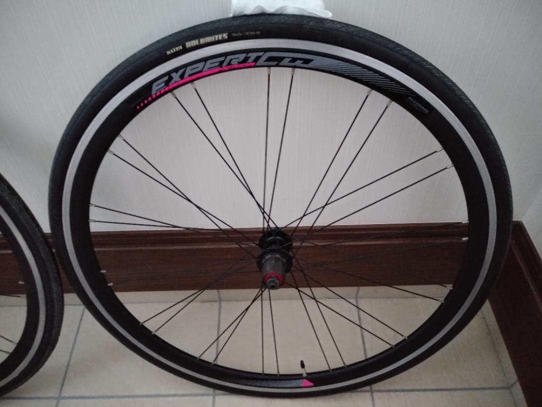 ホイールセット リアクト4000