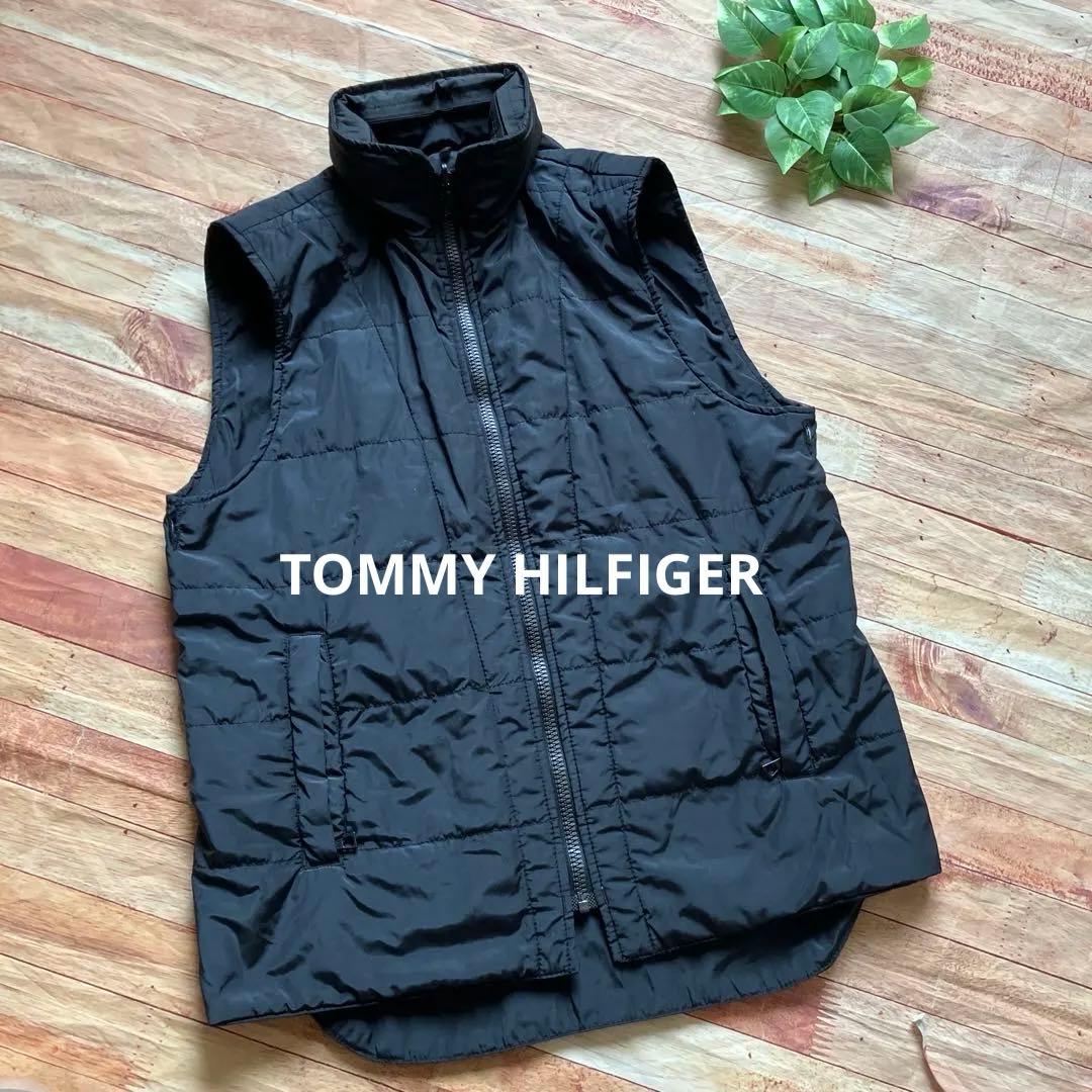トミーヒルフィガー　中綿ベスト　Sサイズ　ブラック　軽量防寒　 Wジップアップ