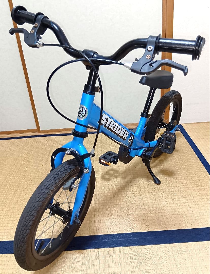 STRIDER 14x ストライダー ブルー スタンド・ペダル付き 中古品